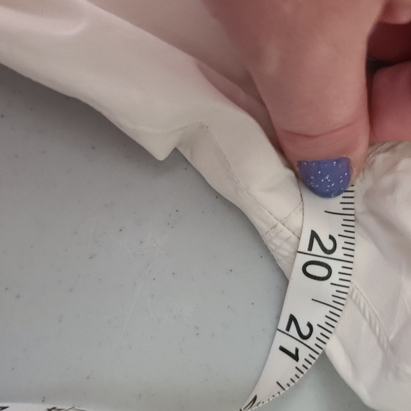 The North Face Cream HyVent Waterproof Trench Coat - Picture 13 of 16